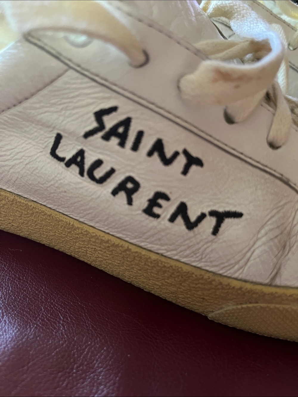 Saint Laurent White Leather Sneakers with Black Heel Tab and Tan Sole, size 9 - Picture 6 of 13